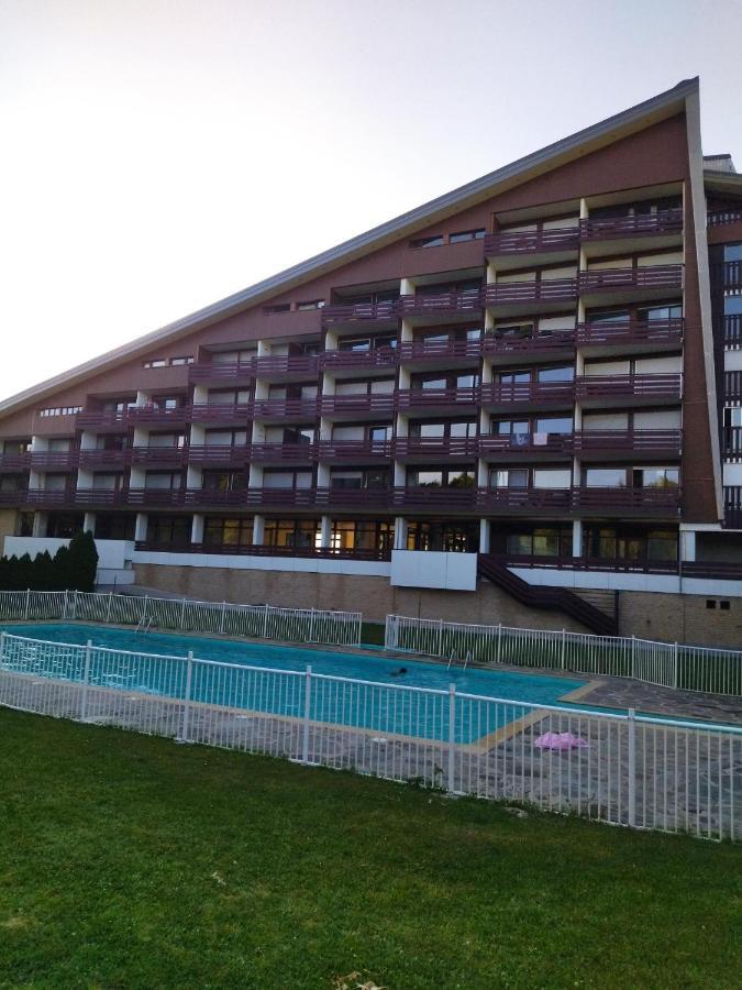 Studio Le Lacuzon Avec Piscine Et Tennis Exterieurs לה רוס מראה חיצוני תמונה